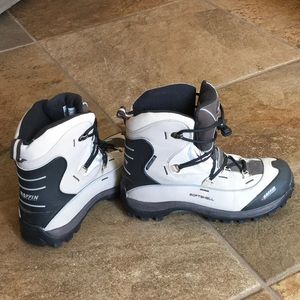 Baffin Polar Proven Waterproof Snow Boot size 9